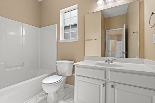 Building Photo - 2225 Gablefield Ln