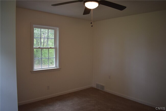 Building Photo - 9010 Kennedy Ln