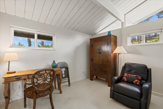 Building Photo - 18-505 Haleakala Hwy