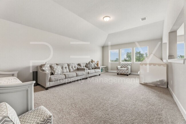 Building Photo - 240 Cross Timbers Dr