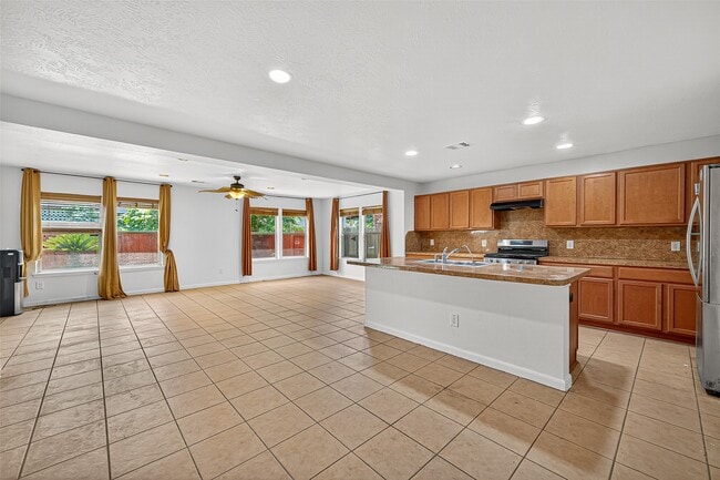 Building Photo - 16547 Lanesborough Dr