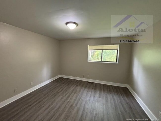 Building Photo - 5114 Paul Peel Pl