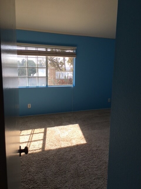 Building Photo - Coming Soon.....Oceanside Cul-de-Sac Charmer