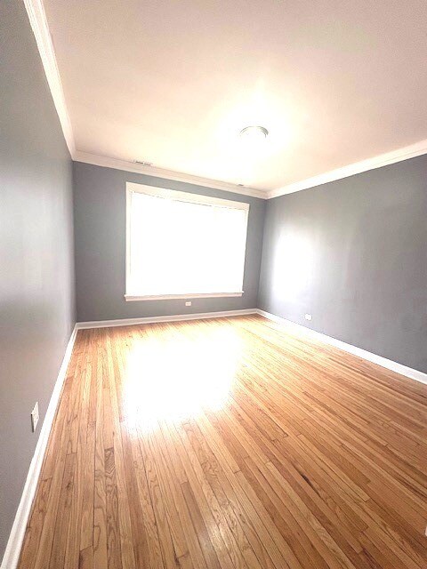 Building Photo - 6948 S Dorchester Ave