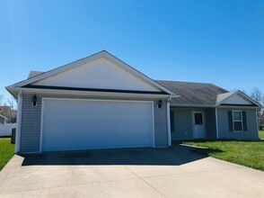 Building Photo - 102 Ethan Ct