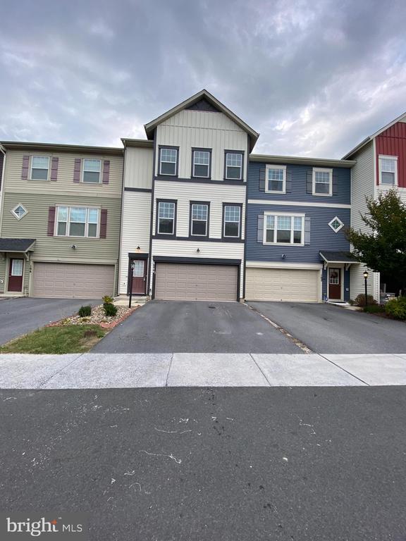 Building Photo - 104 Gretchen Ct