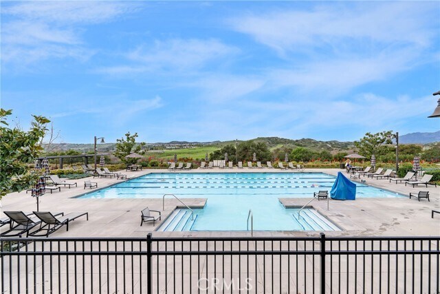 Building Photo - 6 Pony Ct