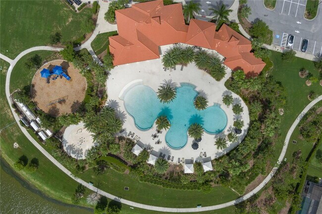 Building Photo - Luxury Community Center, Heated Pool, Fitness Center!