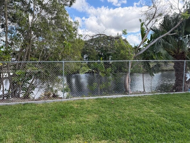 Building Photo - 6181 SW 109th Ct