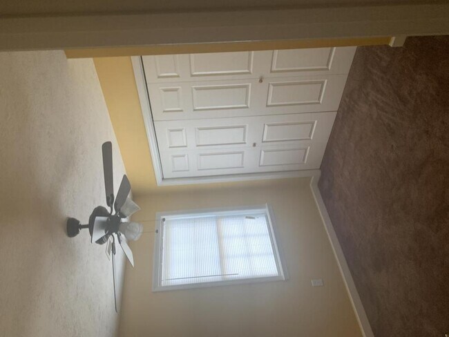 Building Photo - 1035 Mercantile Street Apt 306