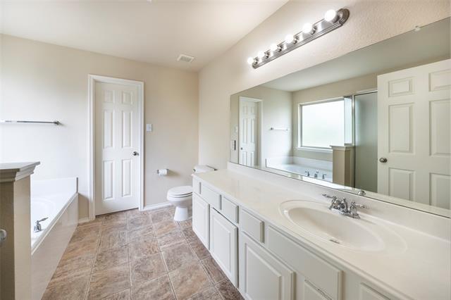 Building Photo - 5701 Quicksilver Dr