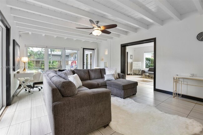 Building Photo - 8700 N Miami Ave