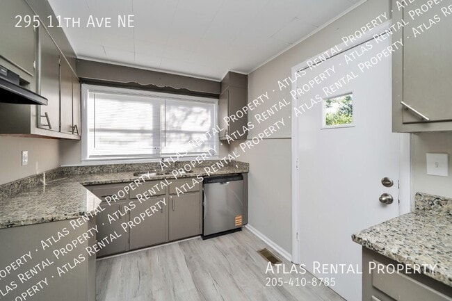 Building Photo - 295 11th Ave NE