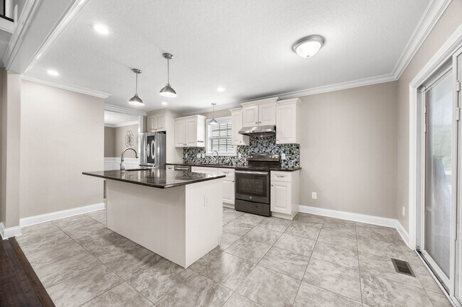Building Photo - 1444 Brew Moss Dr
