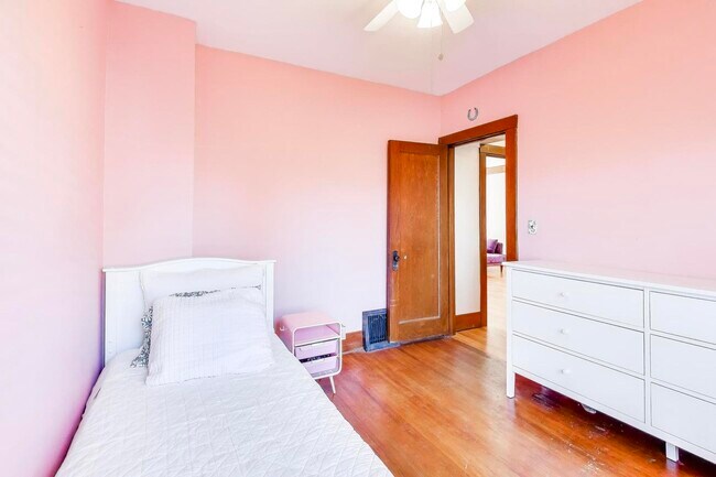 Building Photo - 23 N Adams St