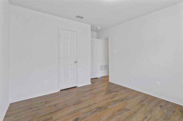 Building Photo - 2205 Lookout Ln