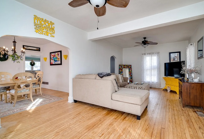 Building Photo - 111 E Jackson St