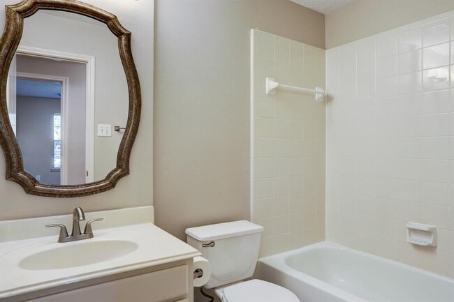 Building Photo - 5108 Cherrywood Ct