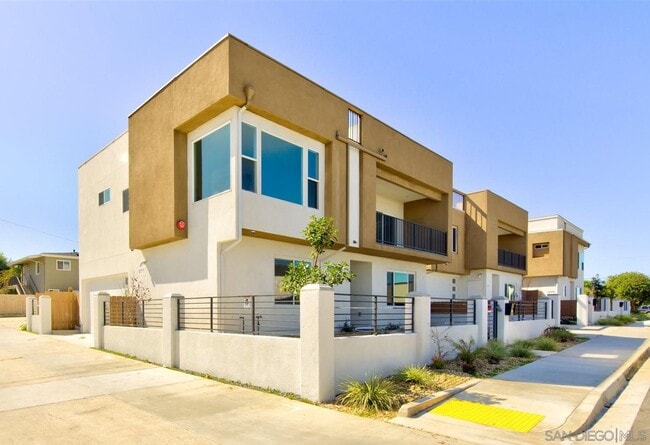 Building Photo - 4BD/4BA Rooftop Bay Views | Coronado Bridge + Downtown Skyline | 2-Car Garage | Imperial Beach