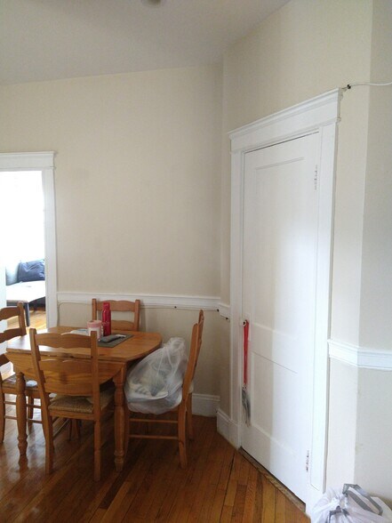 Building Photo - 1189 Commonwealth Ave