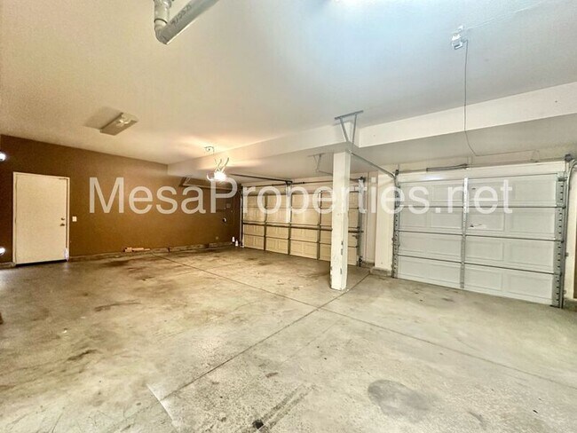 Building Photo - 12387 Dandelion Way