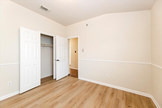 Building Photo - 3215 Painted Meadow Cir