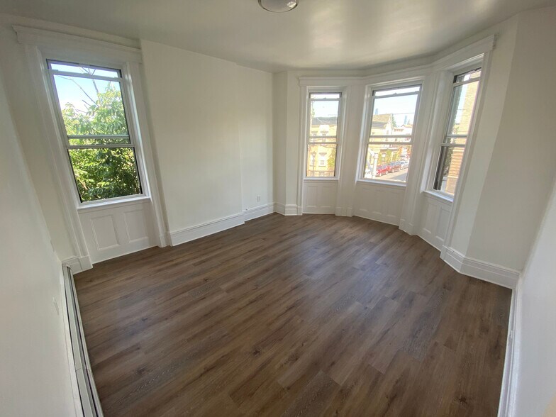 Master Bedroom - 2413 New York Ave