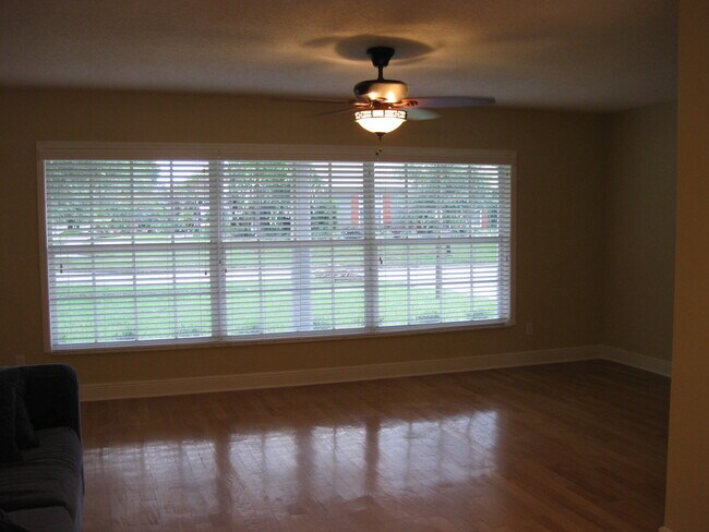 Building Photo - WINTER PARK POOL HOME WITH WINTER PARK SCHOOLS! (Orange County Winter Park Schools)