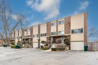 Building Photo - 432 Skokie Blvd