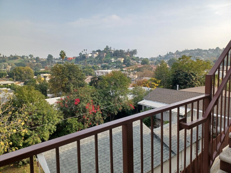 Building Photo - 4772 Templeton St