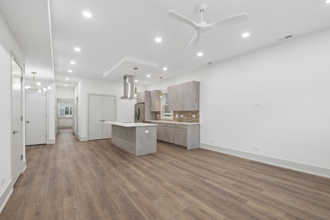 Building Photo - 2719 W St Georges Ct