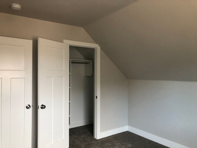Building Photo - Spacious 4-Bedroom Home with Bonus Room in Northern Cedar City