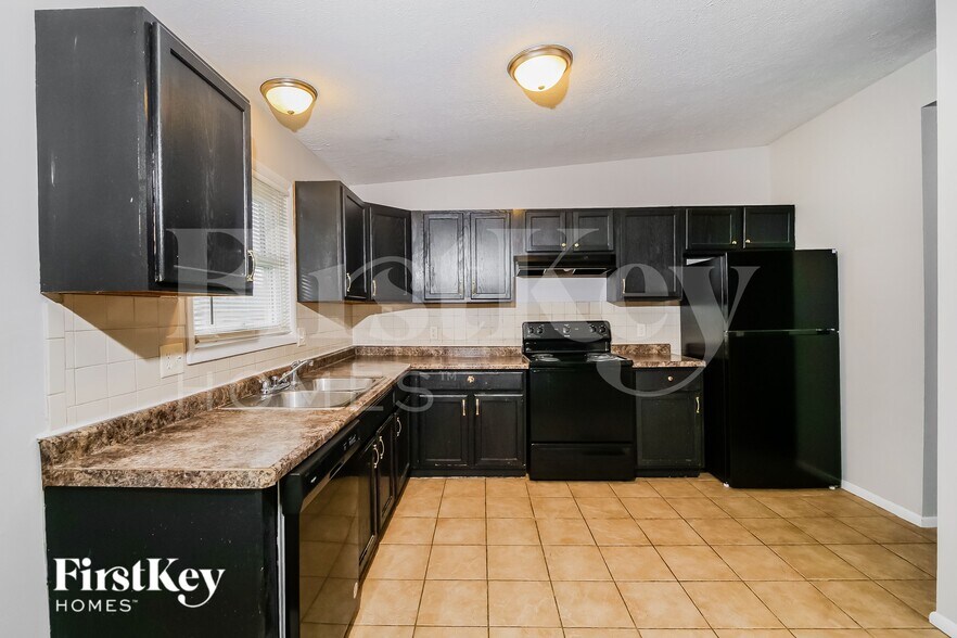 Building Photo - 3102 Kiowa Ct