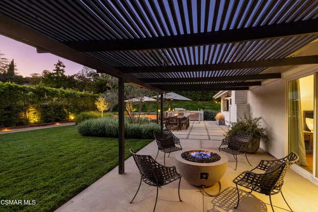 Building Photo - 1501 Valecroft Ave