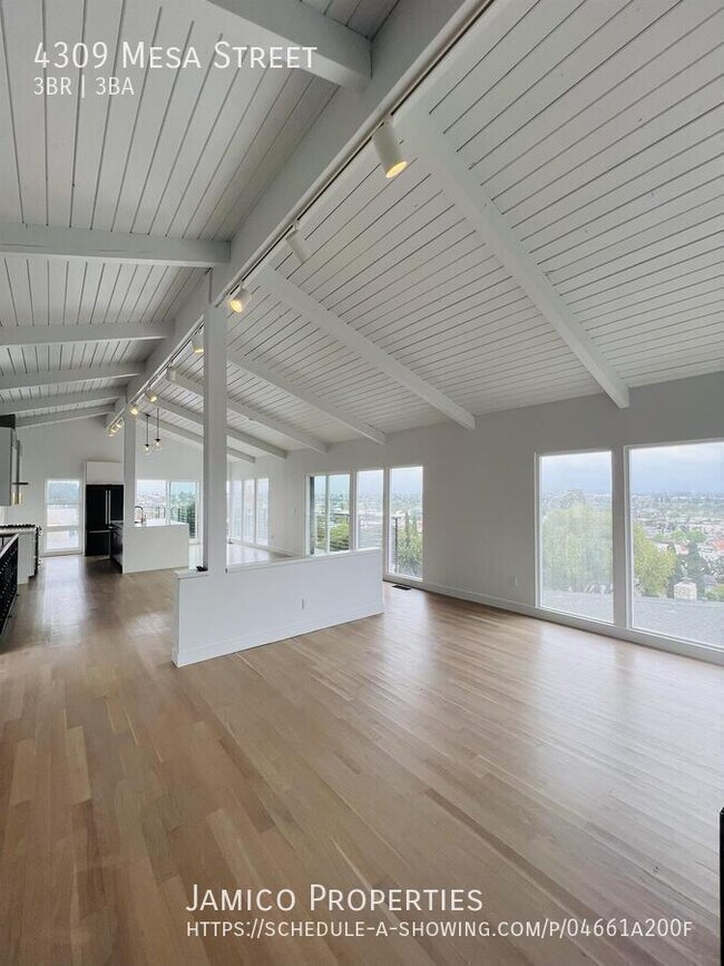 Building Photo - 4309 Mesa St