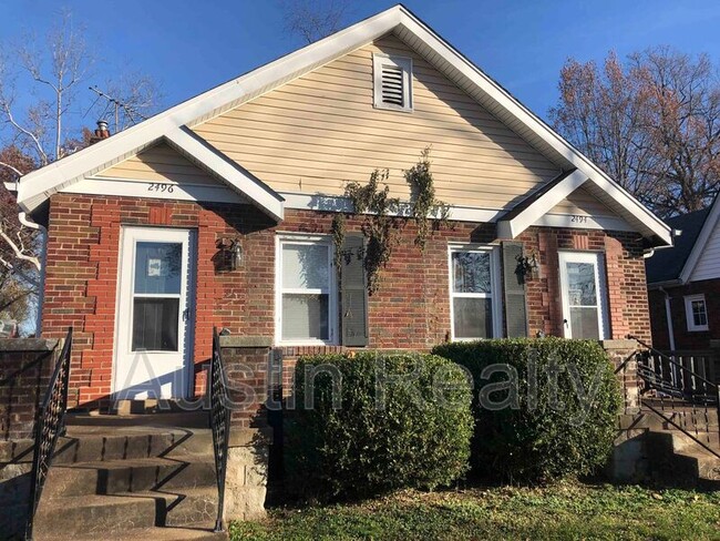 Primary Photo - 2496 Brown Rd