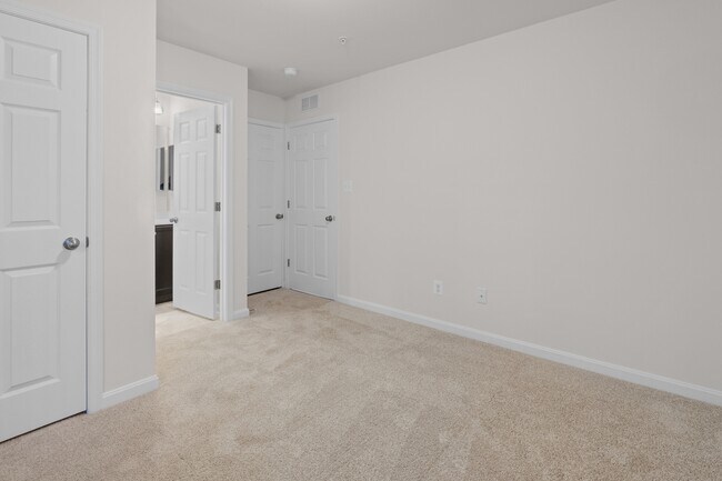 Building Photo - 377 Tumblers Wy
