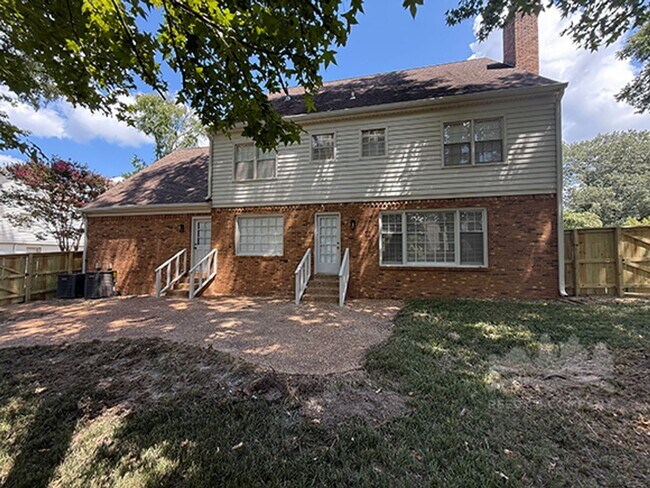 Building Photo - Welcome to your dream home in the heart of...