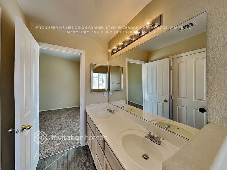 Building Photo - 2537 Parker James Ave