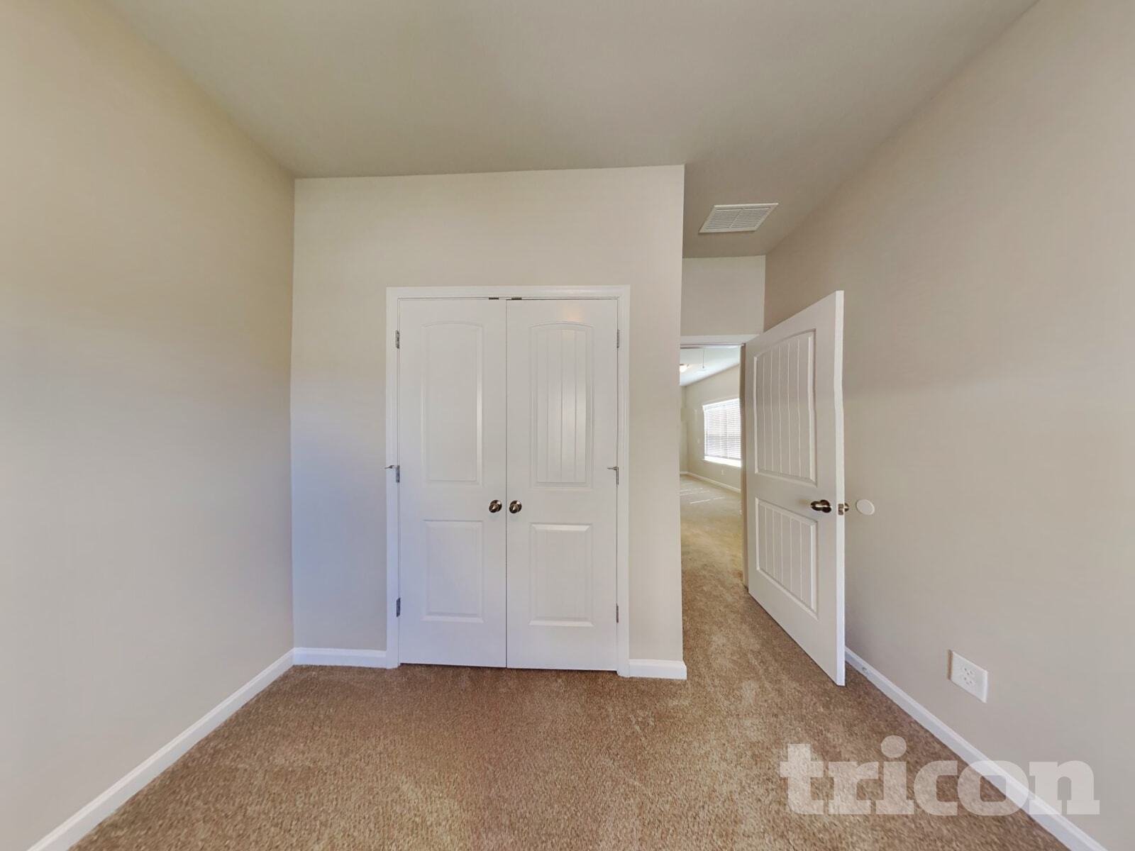 Building Photo - 228 Arbor Dr