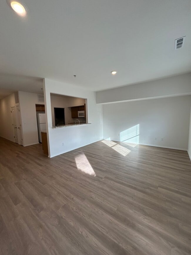 Building Photo - Modern New-Build Townhome with 3 Bedrooms, 2.5 Baths & 1-Car Garage