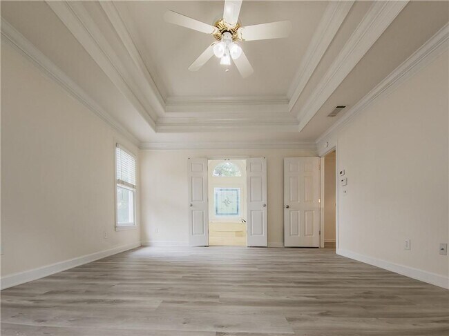 Building Photo - 7335 Craigleith Dr