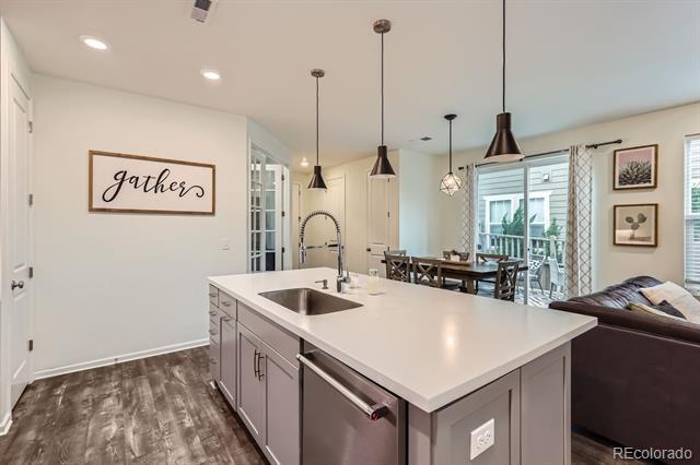 Building Photo - 3025 Low Meadow Blvd