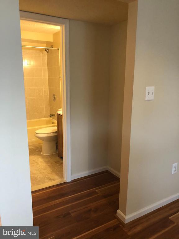 Building Photo - 42861 Genuine Reward Ct