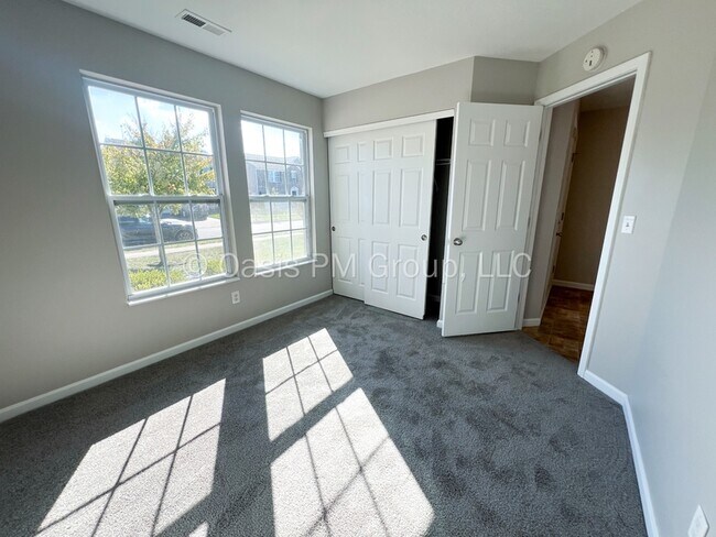 Building Photo - 4258 Buck Creek Dr