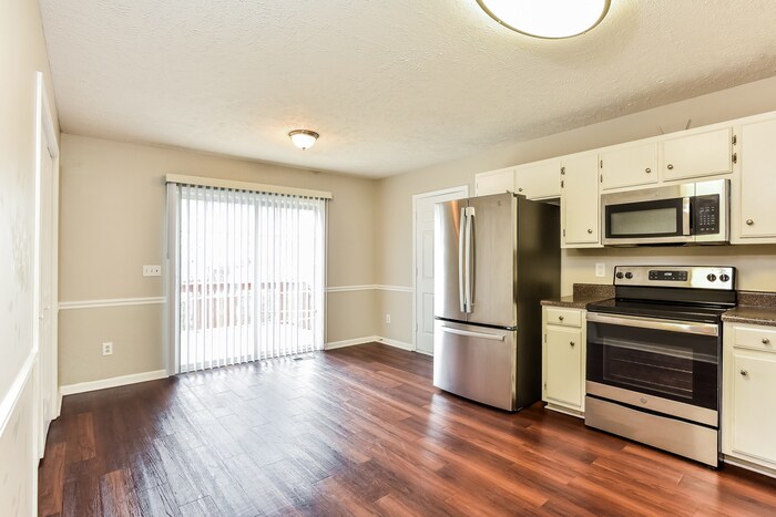 Building Photo - 503 Dunhill Ct