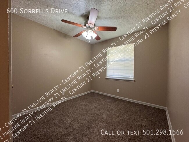 Building Photo - 600 Sorrells Dr