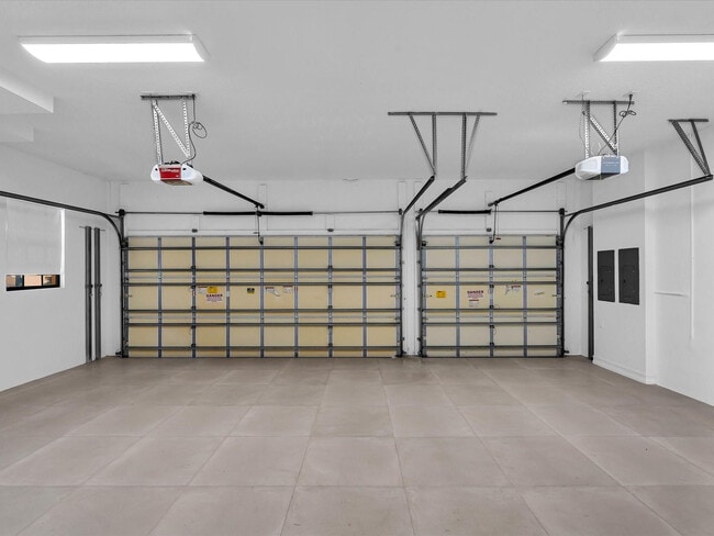 Building Photo - 3530 NW 87th Ave