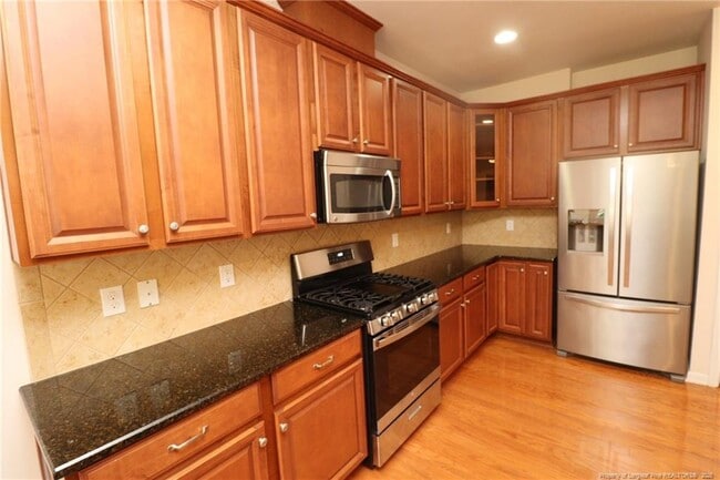 Building Photo - 619 Sealine Dr