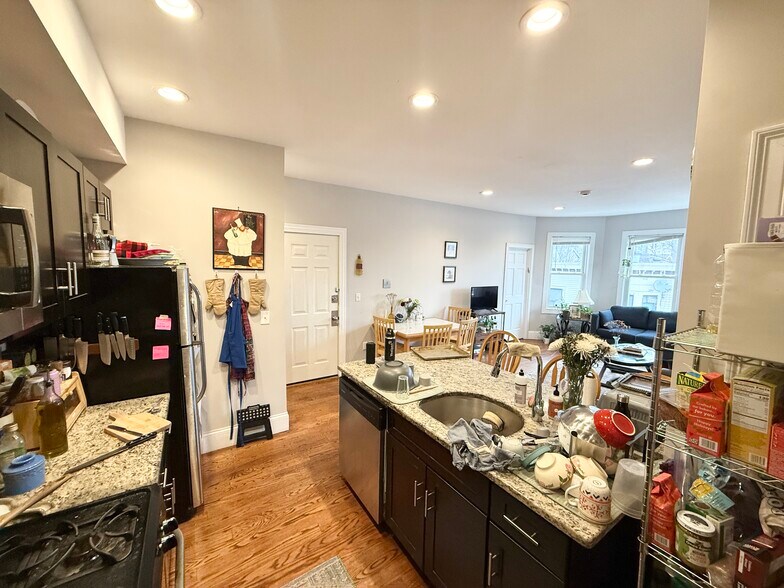 Building Photo - 12 Bickford Ave